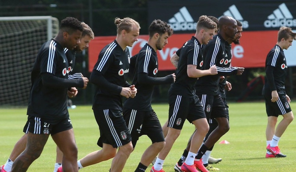 Beşiktaş'ta hazırlıklar sürüyor