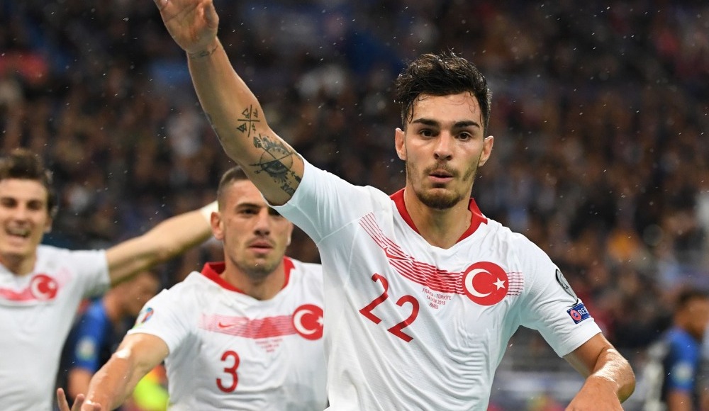 Kaan Ayhan bu sezon kaç maçta oynadı?