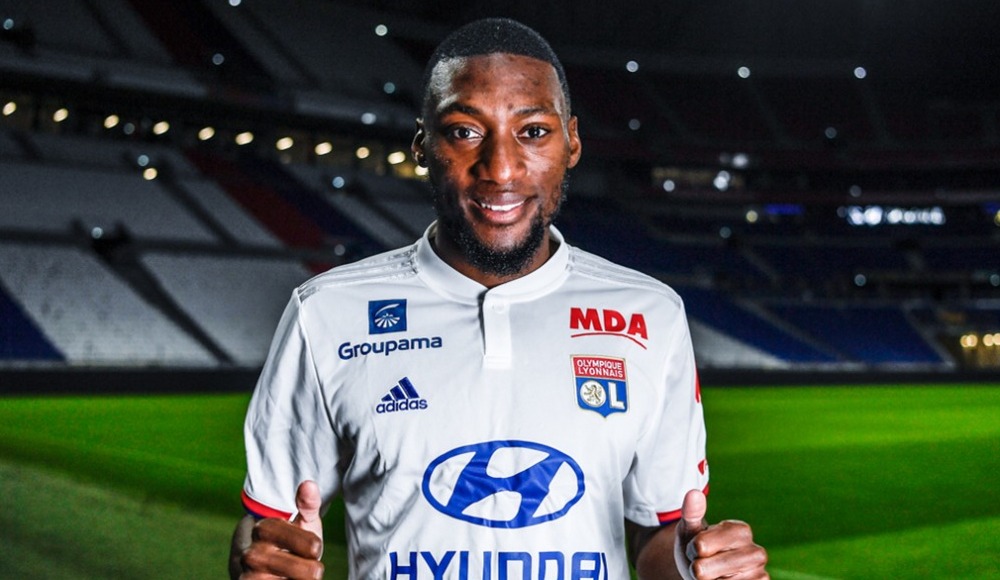 Olympique Lyon, Ekambi'yi bonservisiyle kadrosuna kattı
