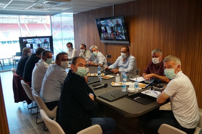 Trabzonspor yönetimi toplandı