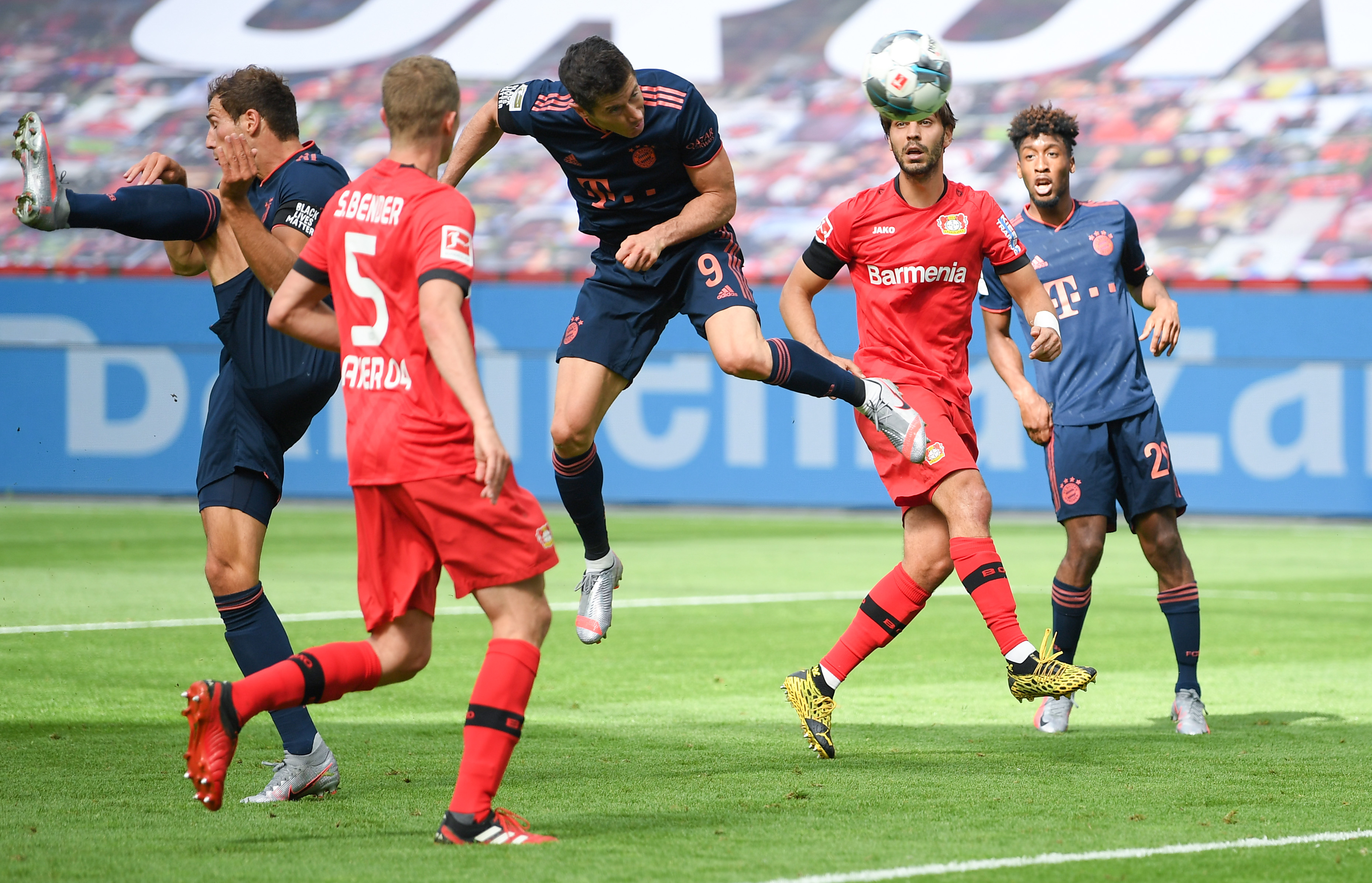 Lewandowski'den kariyer rekoru