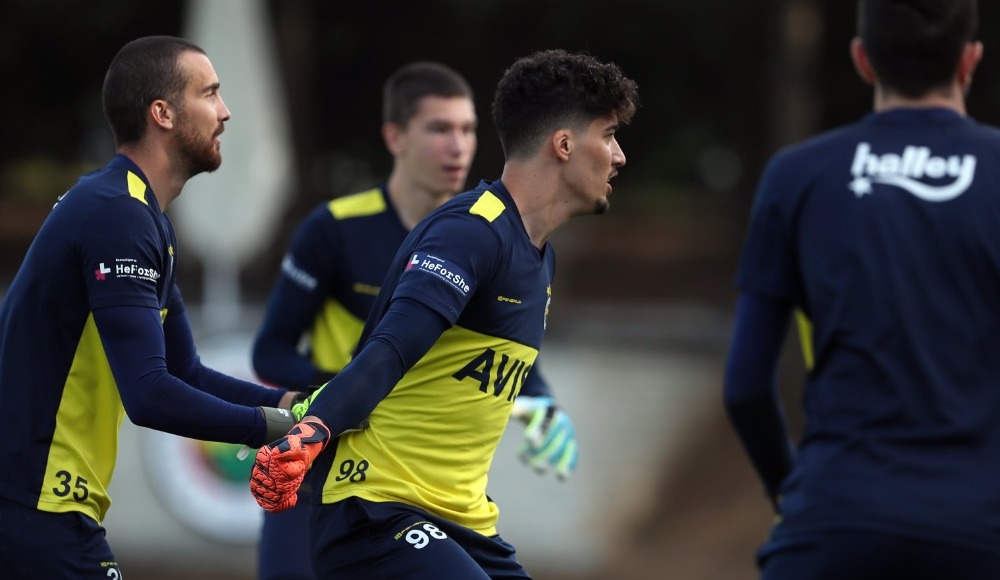 Fenerbahçe'den 12 Haziran öncesi test maçı