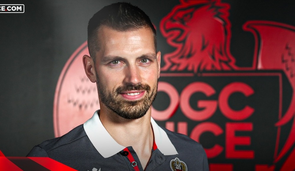 Nice, Fransız orta saha Schneiderlin'i transfer etti