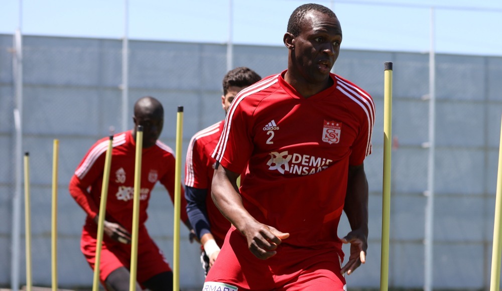 Sivasspor'da Kayserispor mesaisi sürüyor