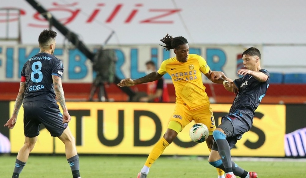 Jose Sosa: "Pes etmeyeceğiz"