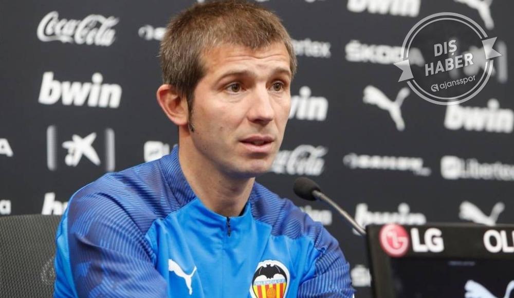 Albert Celades kovuldu!