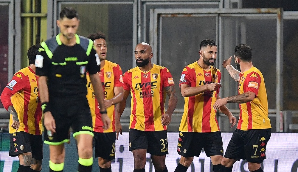 Şampiyon Benevento Serie A'da
