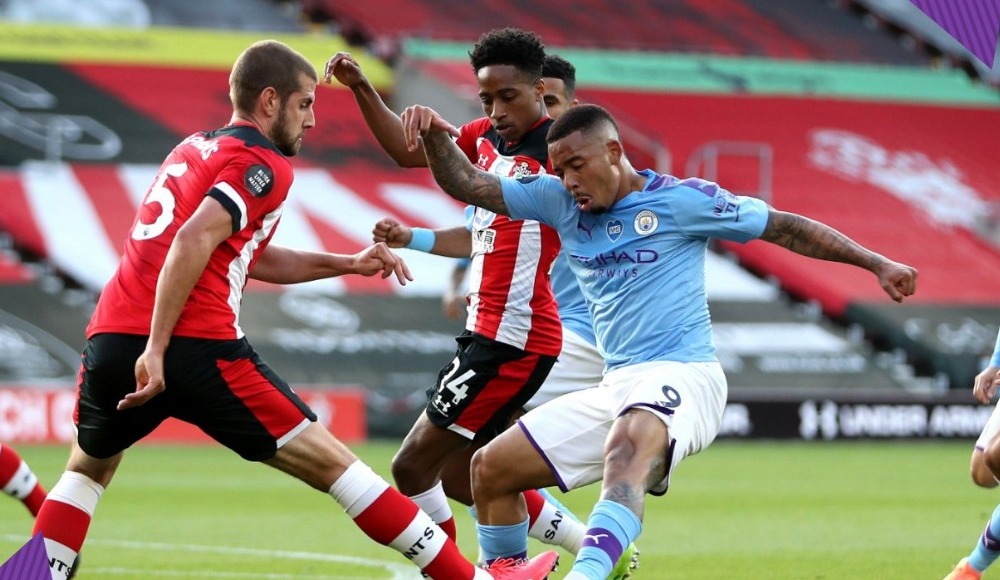 City Southampton'a çarpıldı