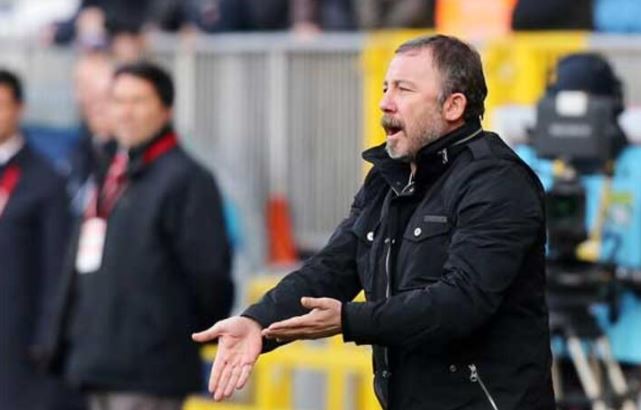 Carlos 11, Sergen Yalçın 25 puan topladı