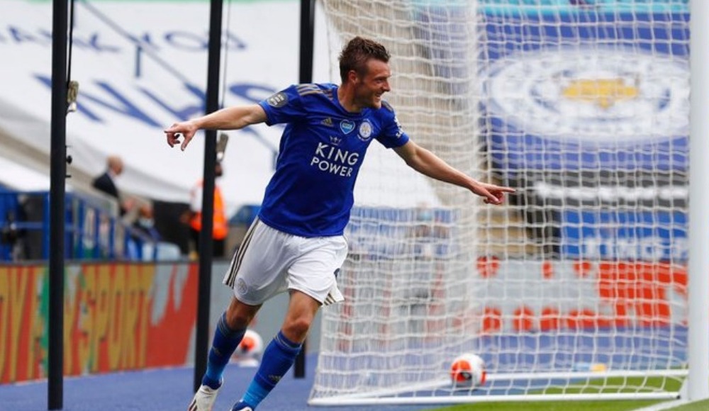 Kral Vardy tarihe geçti