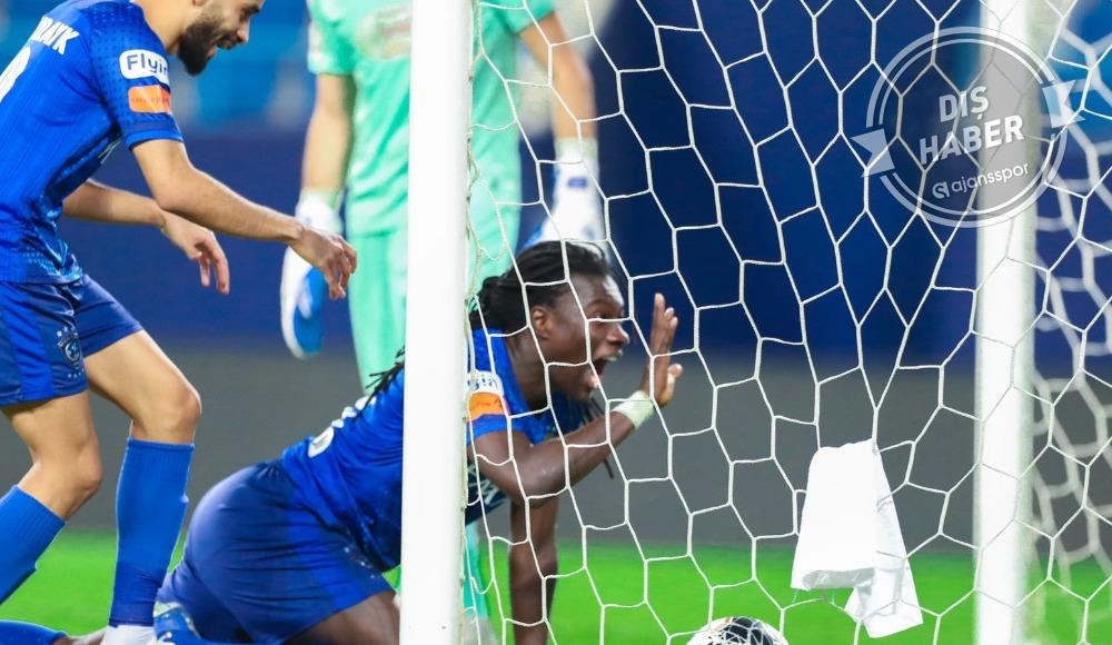 Bafetimbi Gomis hat-trick yaptı, Al-Hilal şampiyon oldu