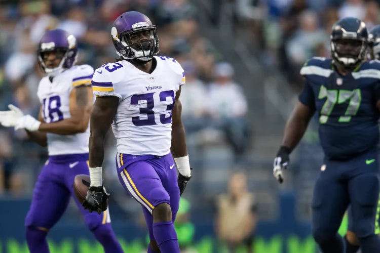 DALVIN COOK VIKINGS’TE DEVAM EDİYOR
