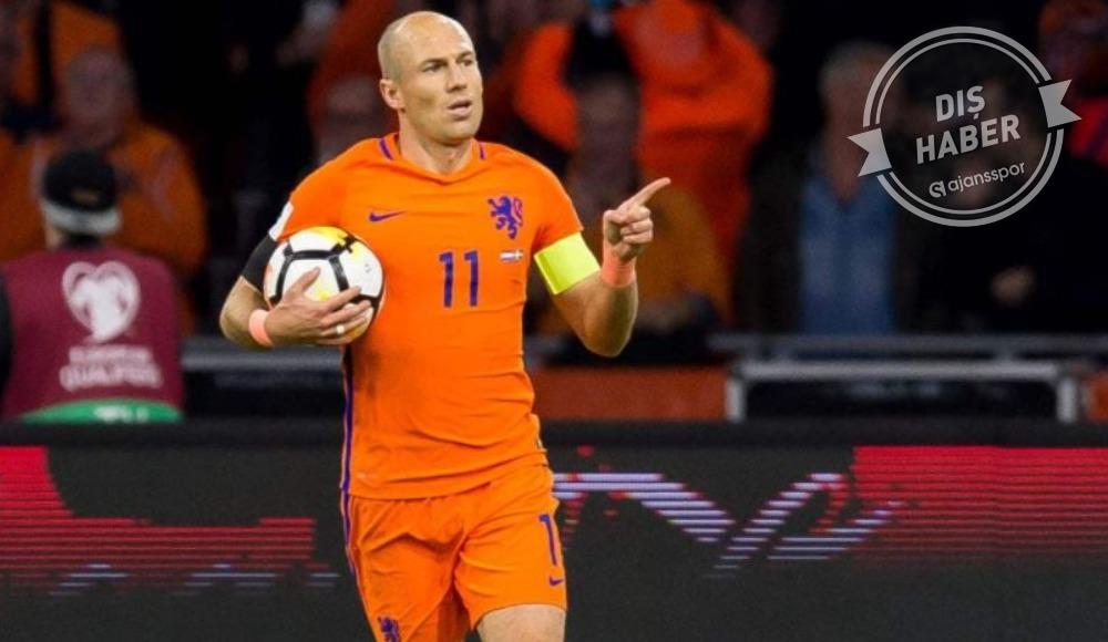 Hollanda Milli Takımı'nda Robben sürprizi!