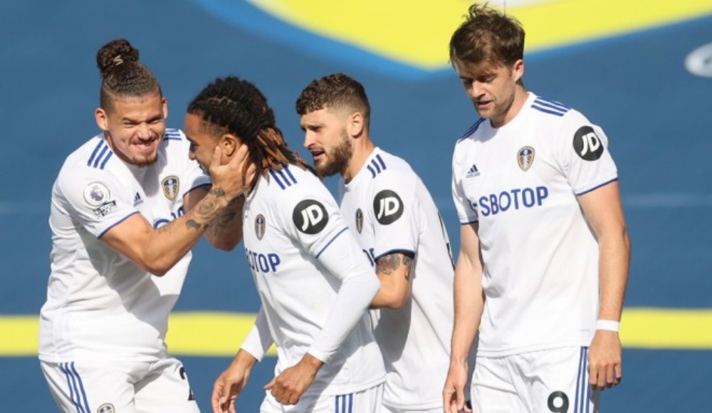Leeds United 3 puanla tanıştı!