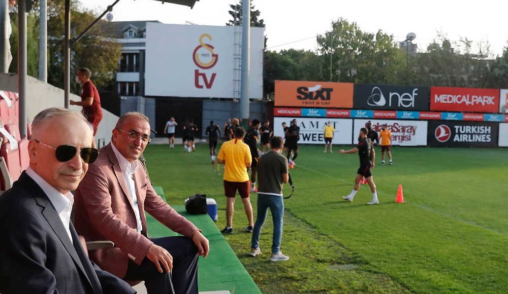 Galatasaray derbiye hazır! Cengiz ve Albayrak da izledi...
