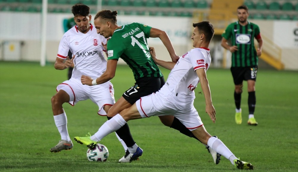 Akhisarspor 3 puanla tanıştı!