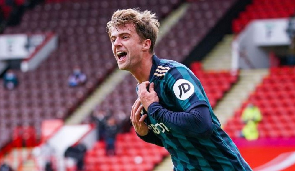 Leeds United son nefeste kazandı!
