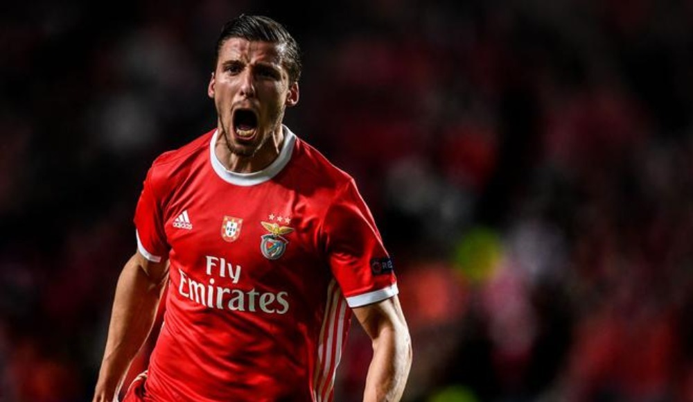 Manchester City, Portekizli stoper Dias ile anlaştı