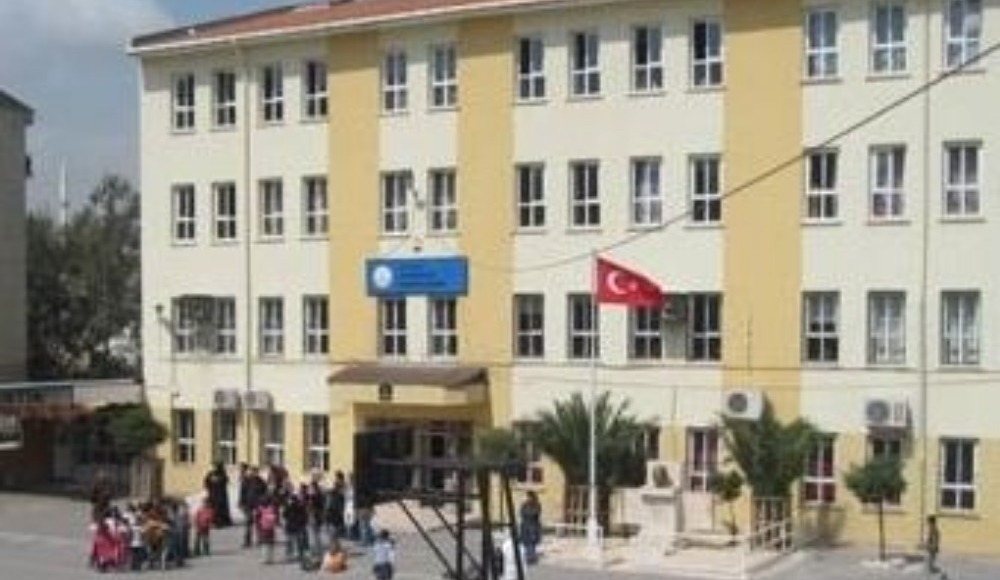 İzmir'de eğitime ara verildi