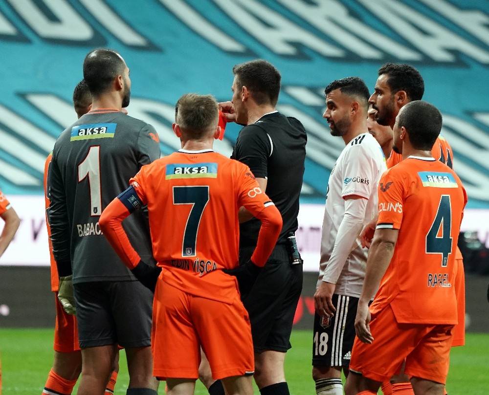 "Ümit Öztürk hangi başarıyla bu maça atandı?"