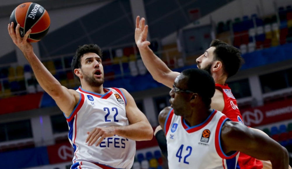 Anadolu Efes, Rusya'dan eli boş döndü