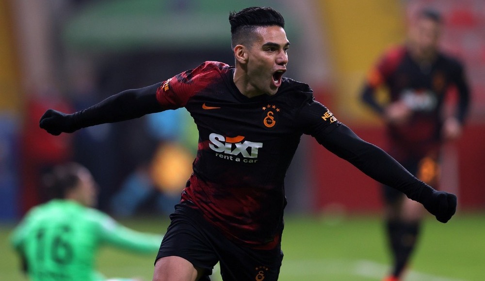 ajansspor: Radamal Falcao Galatasaray'dan ayrılacak mı