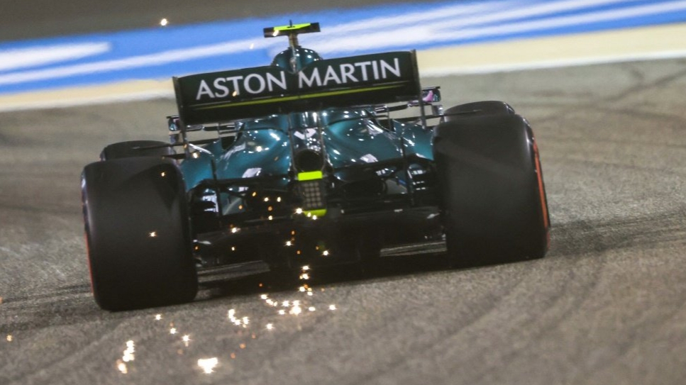 F1 pilotu Sebastian Vettel, Bahreyn Grand Prix'sine son sırada başlayacak -  Ajansspor.com