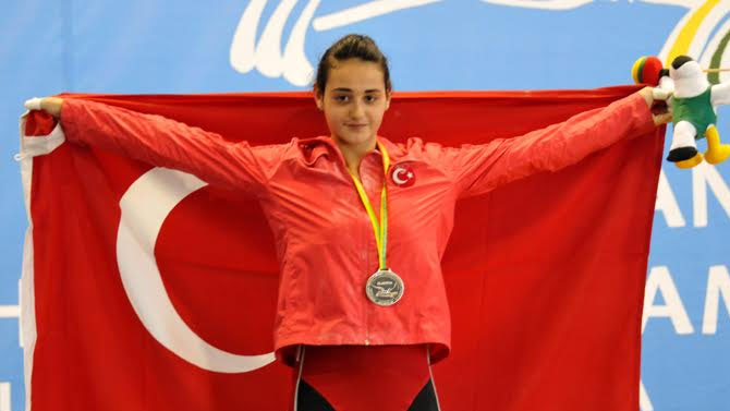 Yasemin Keskin'den 3 bronz!