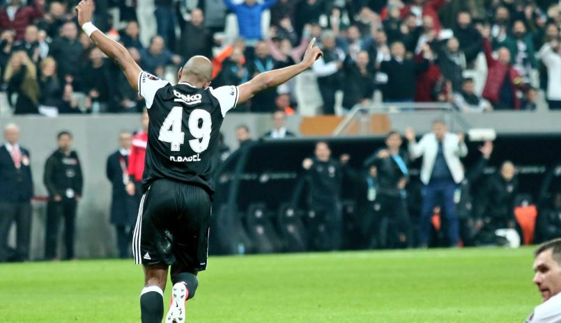Babel goldeki şutunun hızını duyunca...