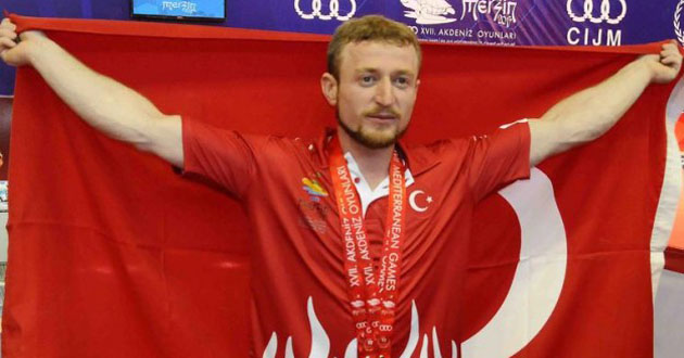 Altın adamlar Hurşit ve Bünyamin!