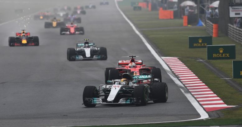İspanya'da ilk sıra Hamilton'ın!