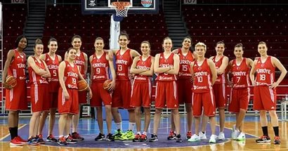 A Milli Kadın Basketbol Takımı, Sırbistan'a 75-71 yenildi