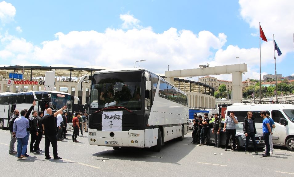 Beşiktaşlı taraftarların Bursa yolculuğu!