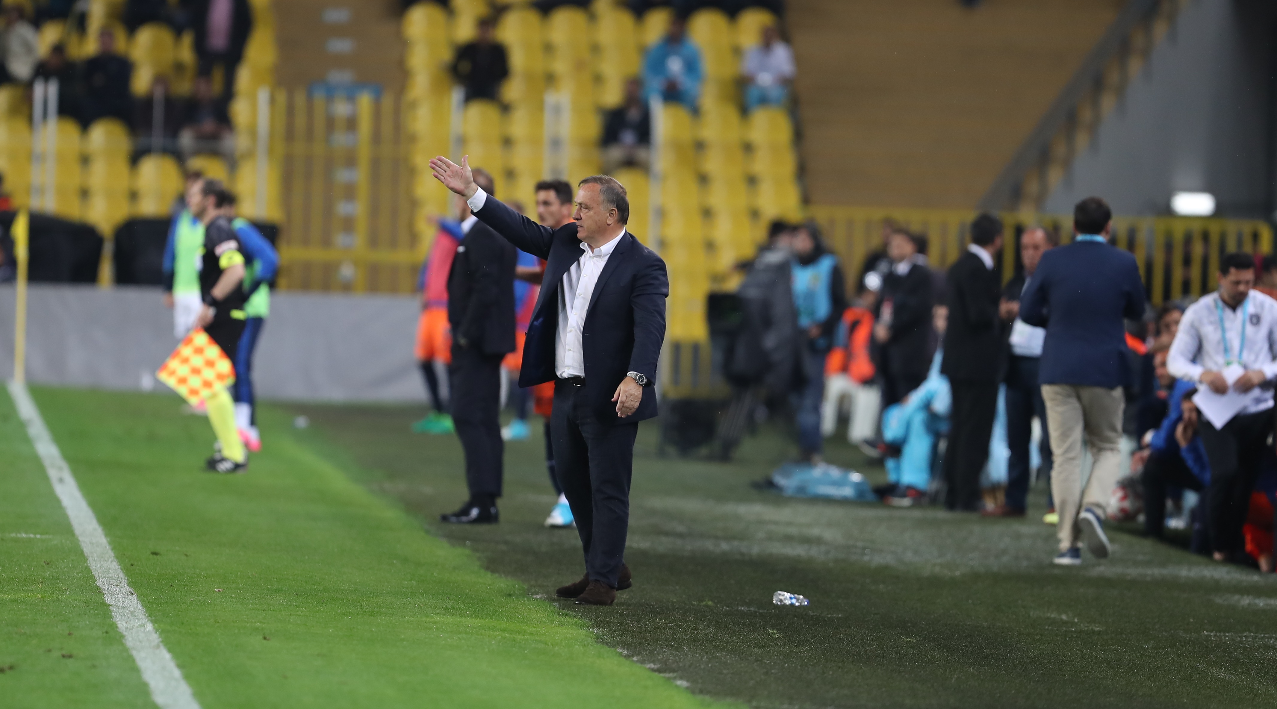 FENERBAHÇE’YE BİRAZ ZAMAN VERİLMELİ