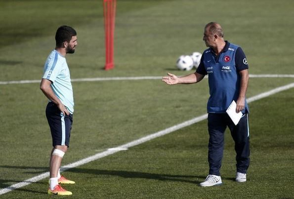 VOLKAN DA TUZAĞA DÜŞMÜŞTÜ
