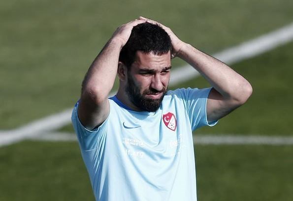 BEKLEDİĞİM BİR ŞEY VAR