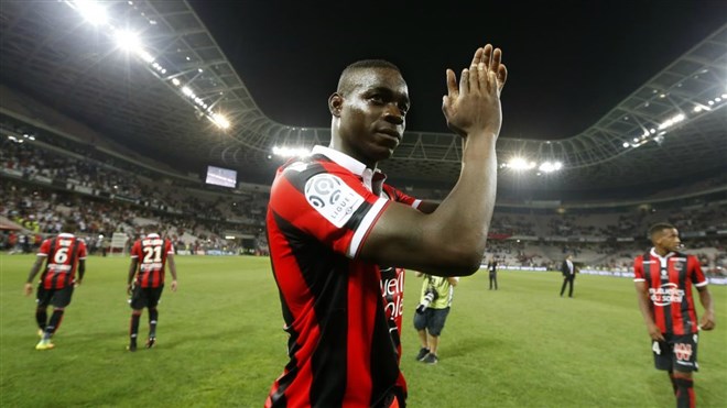Mario Balotelli uzattı!