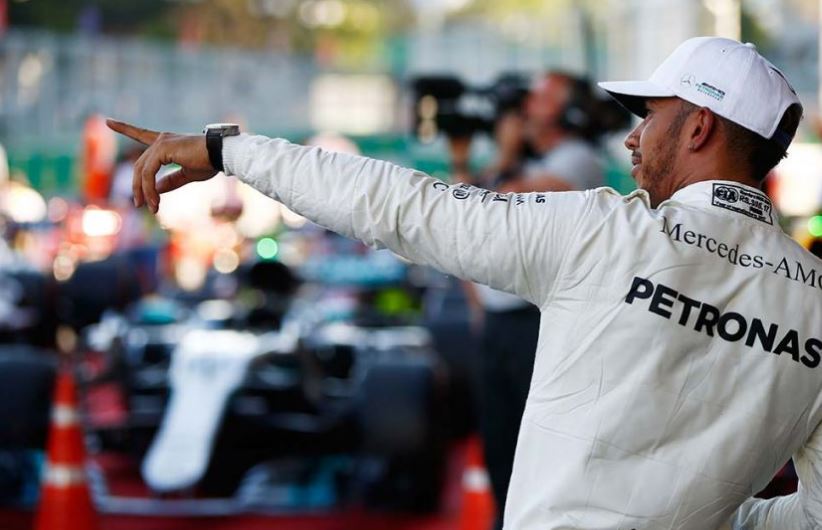Pole pozisyonu Hamilton'un!
