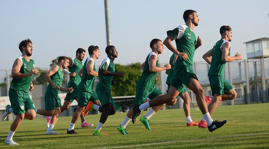 Bursaspor'un kamp kadrosu belli oldu!