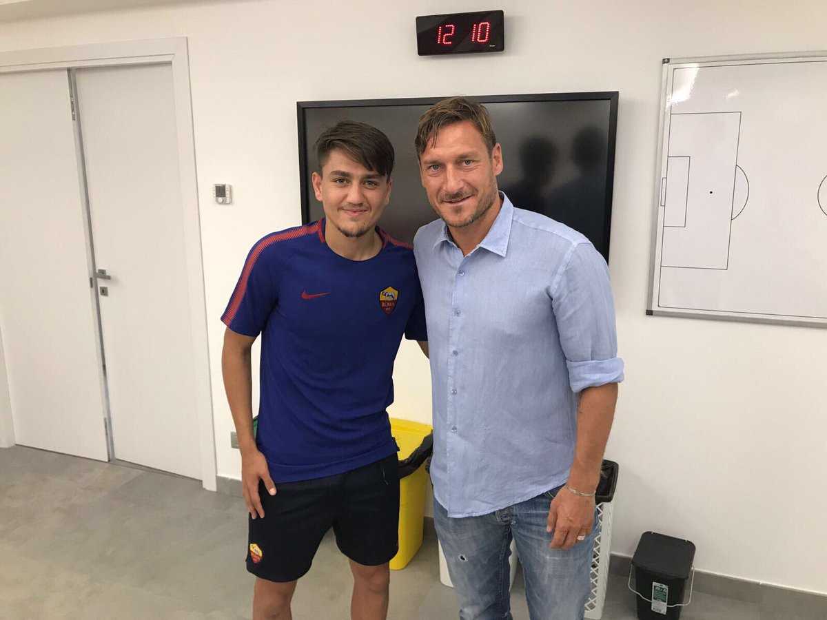 Cengiz Ünder'den kral paylaşım!