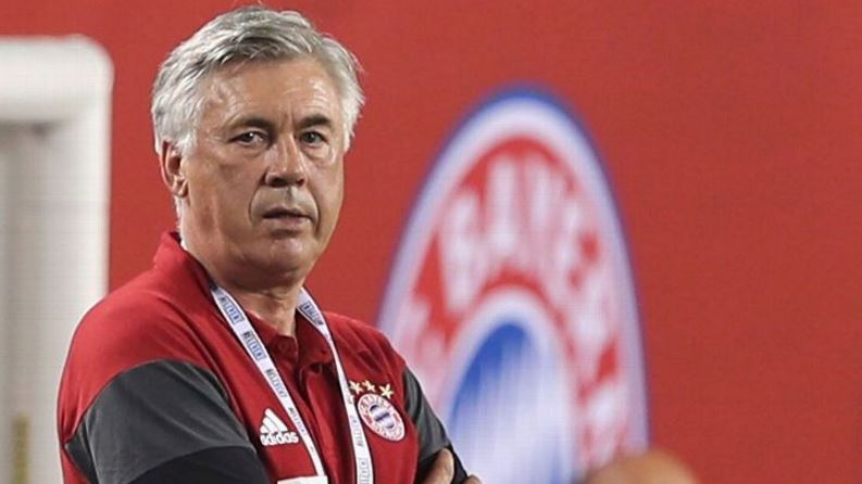 Carlo Ancelotti Napoli'nin başına mı geçiyor?