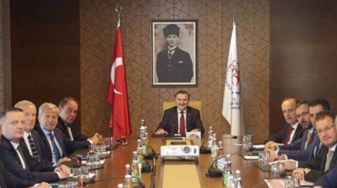 TFF'den Osman Aşkın Bak'a ziyaret!