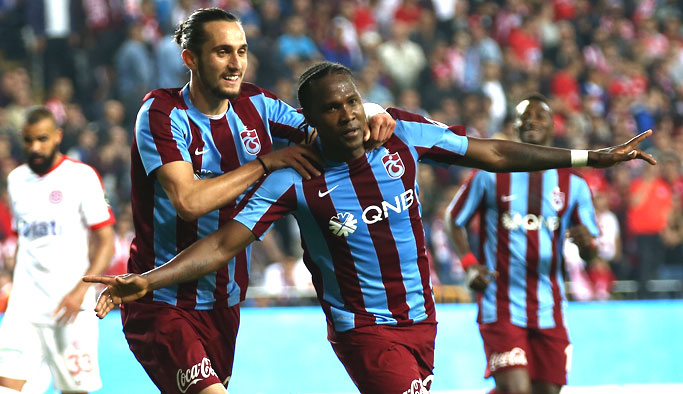 Rodallega sosyal medyadan mesajı verdi! Gidiyor mu?