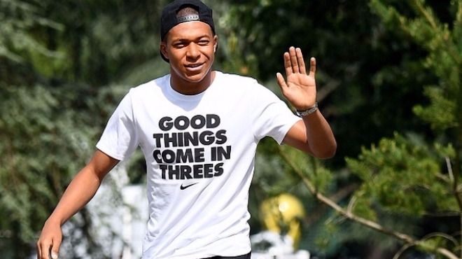 Mbappe'den Monaco taraftarına ayrılık mesajı!