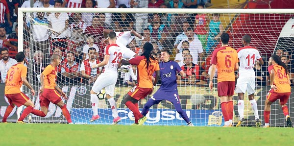 Eto'o golü anlatı