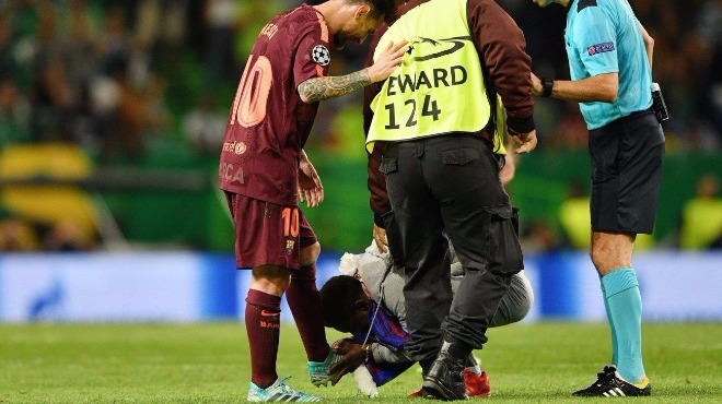 Ayakları öpülesi Messi!