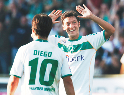 Diego eski kulübünün tekrar yükselmesini istiyor!