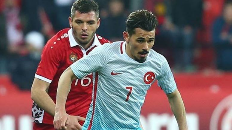 "Milli Takımı hak ettiğimi düşünüyorum"