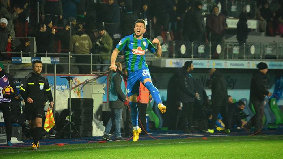 Özgür Çek, Rizespor'dan ayrılabilir