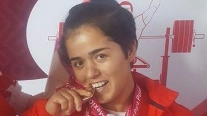 Paralimpik halterci Besra Duman'dan bronz madalya